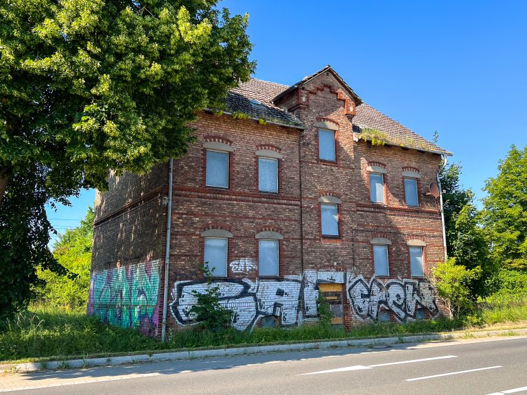 Charmantes Bahnhofsgebäude mit Potenzial